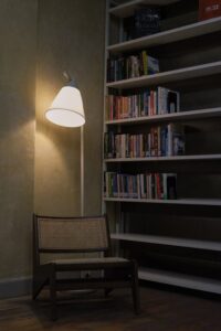 Tips for Creating a Cozy and Inviting Reading Nook at Home